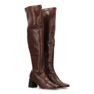 Bota alta elegante con tacón cómodo – Marrón